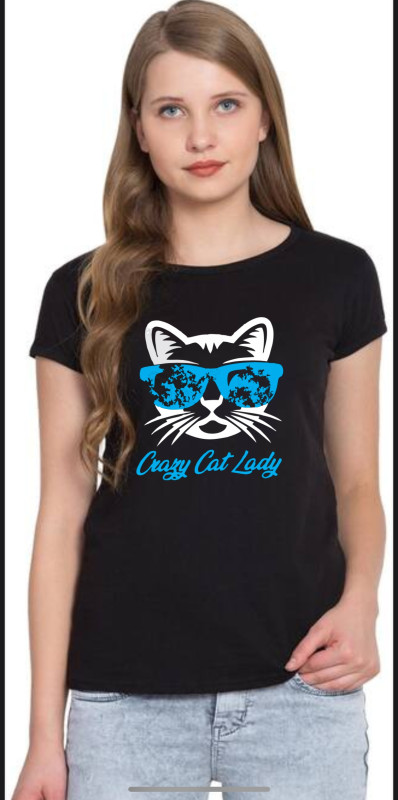 Women black colour t-shirt