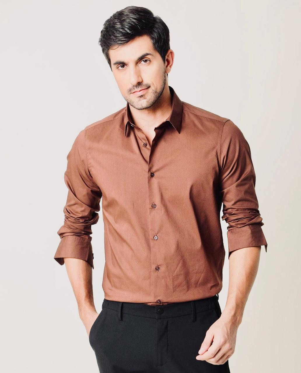 Hunter Men's light maroon colour shirt B1