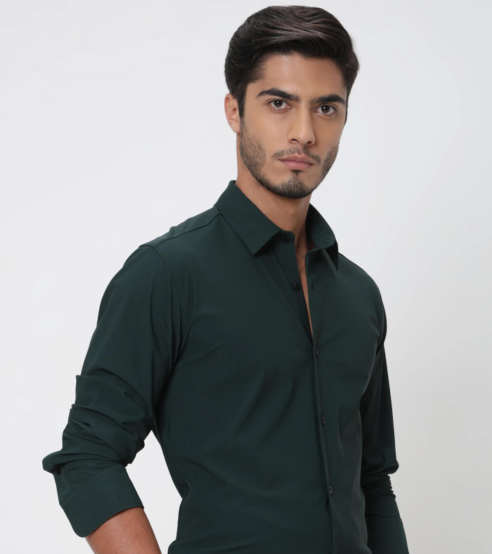 Hunter Men's dark green colour shirt